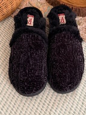 New Dearfoams Women's Wide Width Slippers Size Large Black Plush Clog Slipper